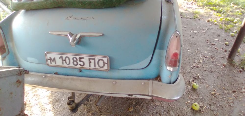 Волга Газ21М,голубого цвета