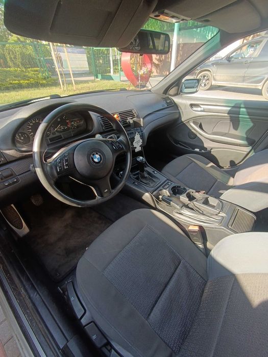 BMW E46. 320i. B+G
