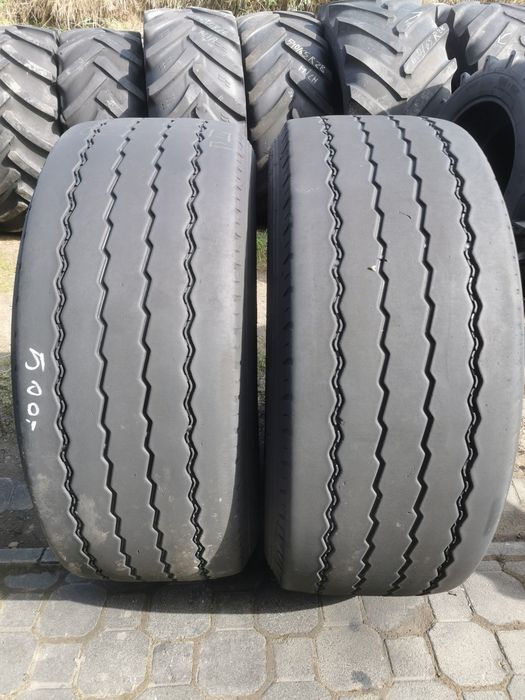 Para opon 385/55R22.5 160K 20PR Pirelli itineris TM T 90series #