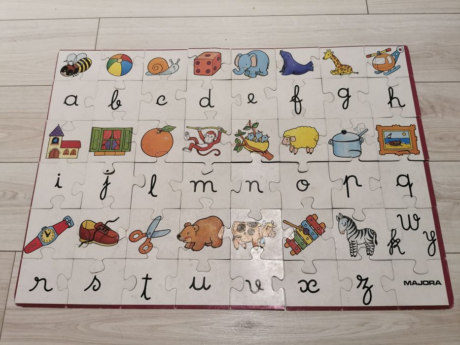 Puzzle Abecedário (Majora) - 48 Peças / 59 cm X 41 cm