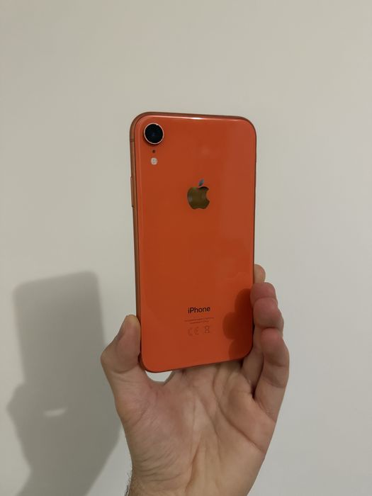 Продам телефон Iphone XR 64GB