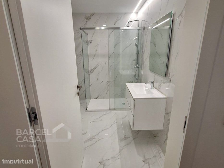 Apartamento T3 Novo, c/ garagem fechada em Airó - Barcelos