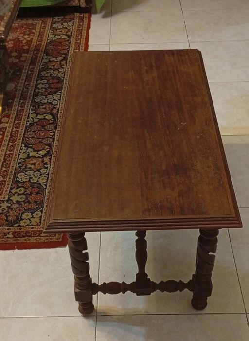 Mesa centro de sala em Pau Santo