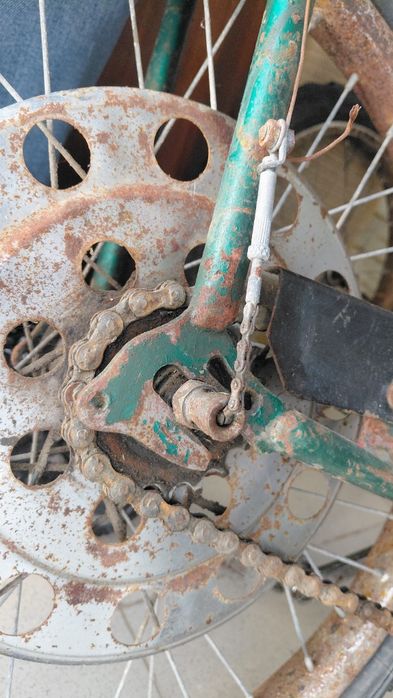 Bicicleta antiga Oliva
