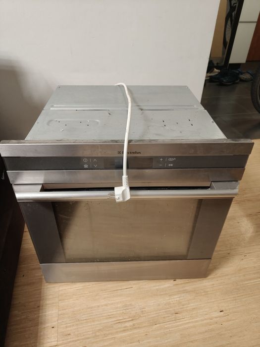Piekarnik Electrolux EOC68000X