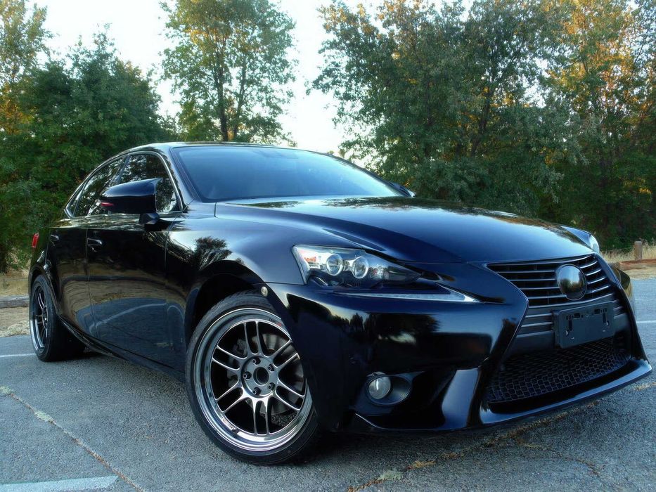 Lexus IS 250      2014