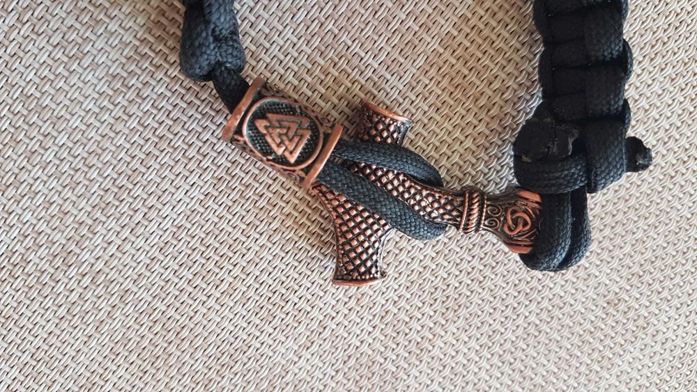 bransoletka-amulet