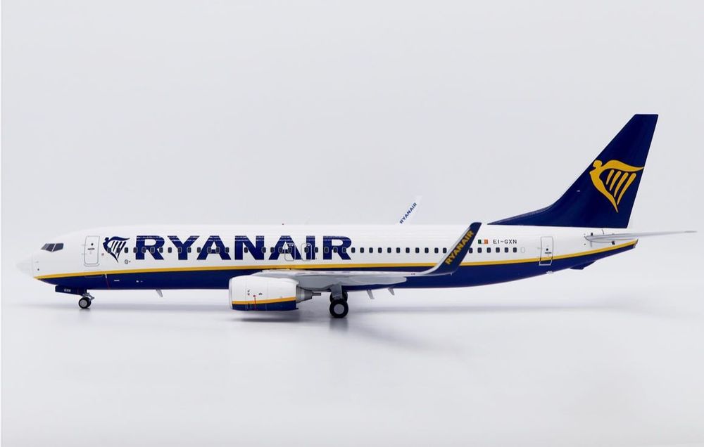 Ryanair Boeing 737-800 de metal JC Wings 1/100