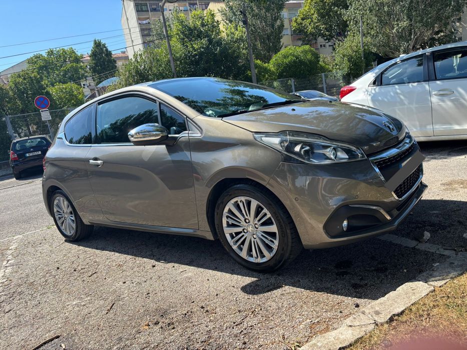 Peugeot 208 1.6 BlueHDI Active 100cv
