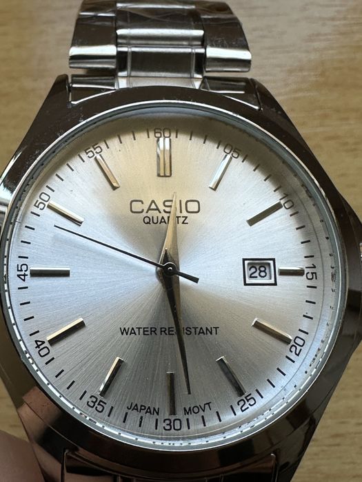 Casio MTP-1183 – srebrny zegarek męski