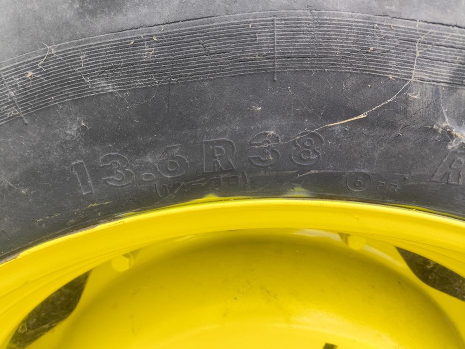 Koła 13.6 r38 John Deere opryskiwacz