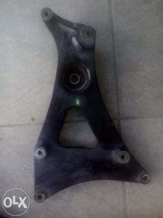 ричаг задний маджесті 250