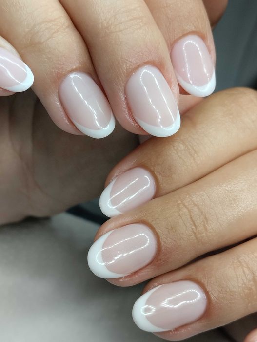 Unhas simples/ gelinho/ alongadas/ pé/ decoradas