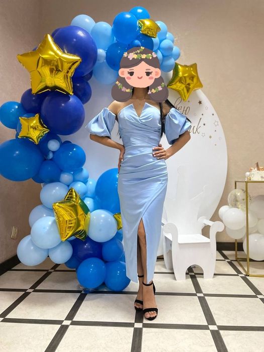 Продам сукню блакитного кольору