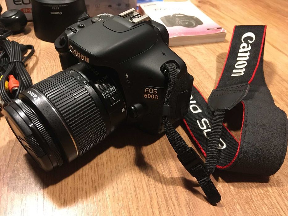 Aparat Lustrzanka Canon EOS 600D