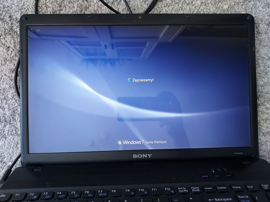 Laptop sony vaio 15.5" 2x2.26Ghz i3 4gb ram 500gb ati hd5650 hdmi