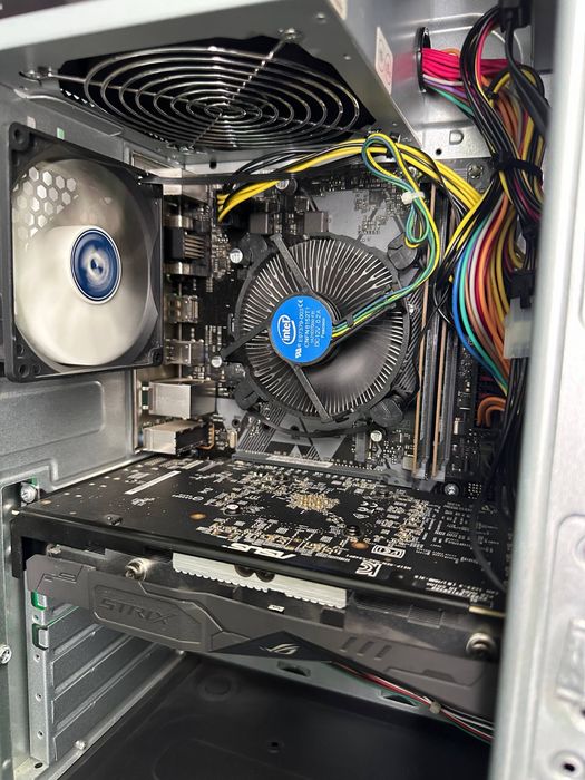 Ігровий ПК Core i3-8100 RX 570 8GB DDR4