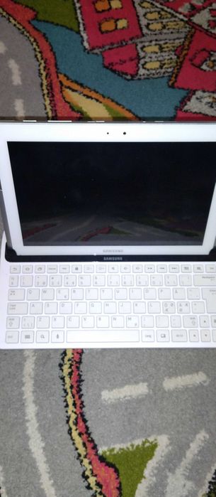 Планшет Самсунг с док станцией