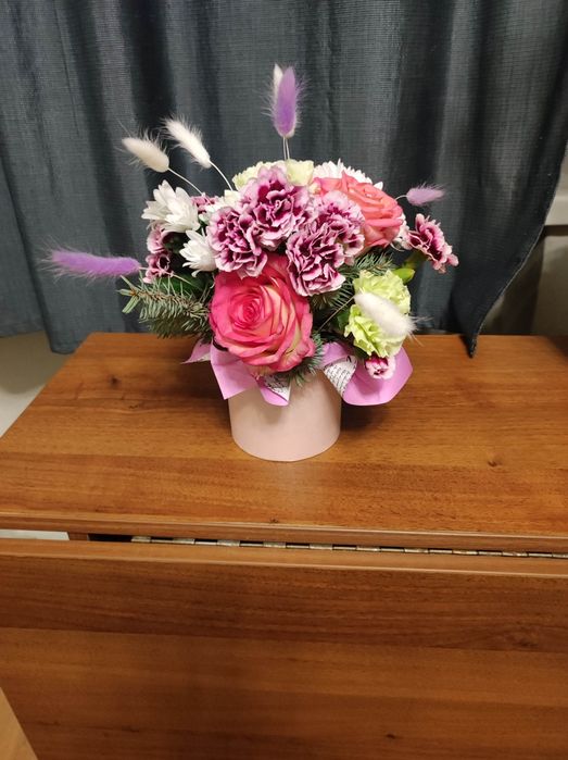 Букет из цветов свежих