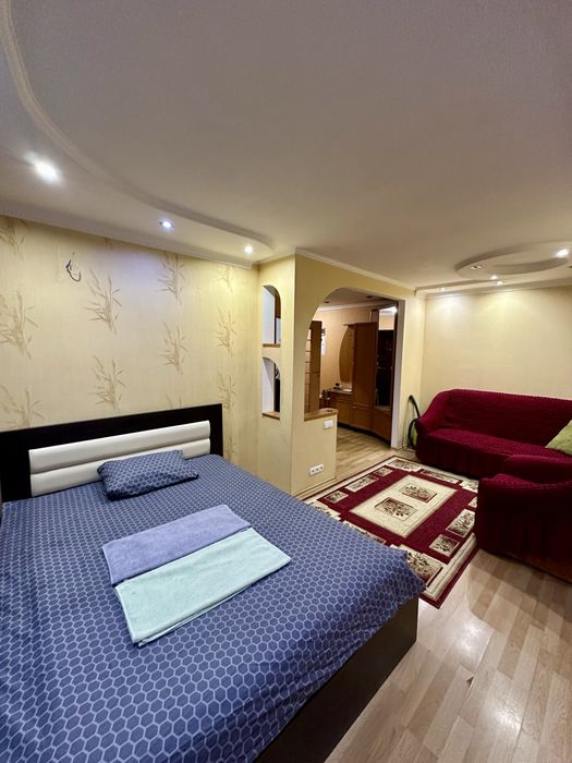 -квартира посуточно метро Бориспольская/мак/тц /от 10 дней +1подарок