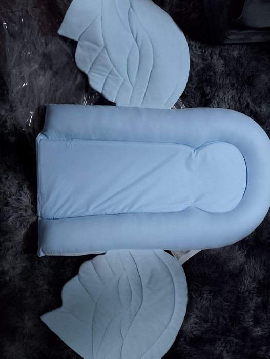 Кокон для немовлят