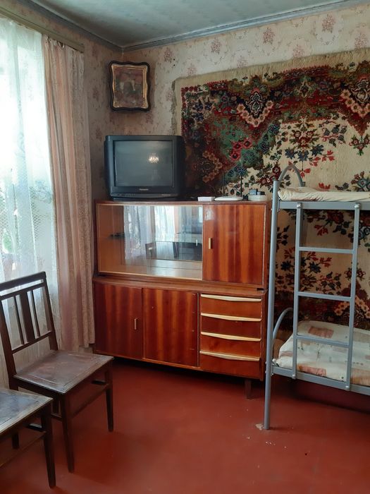 Сдам койко-место в комнате в частном доме от хозяев 3000 грн в месяц, конечная.
