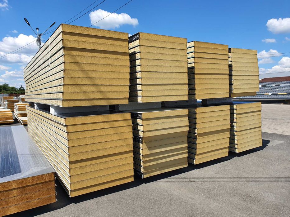 Płyta warstwowa Obornicka Nowa Płyta Chłodnicza Płyty warstwowe PREKON