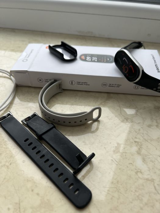 Продам mi Bend 9