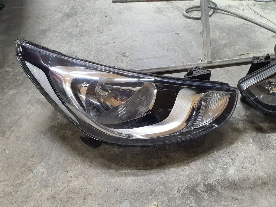 Фари hyundai accent фара ліва права акцент