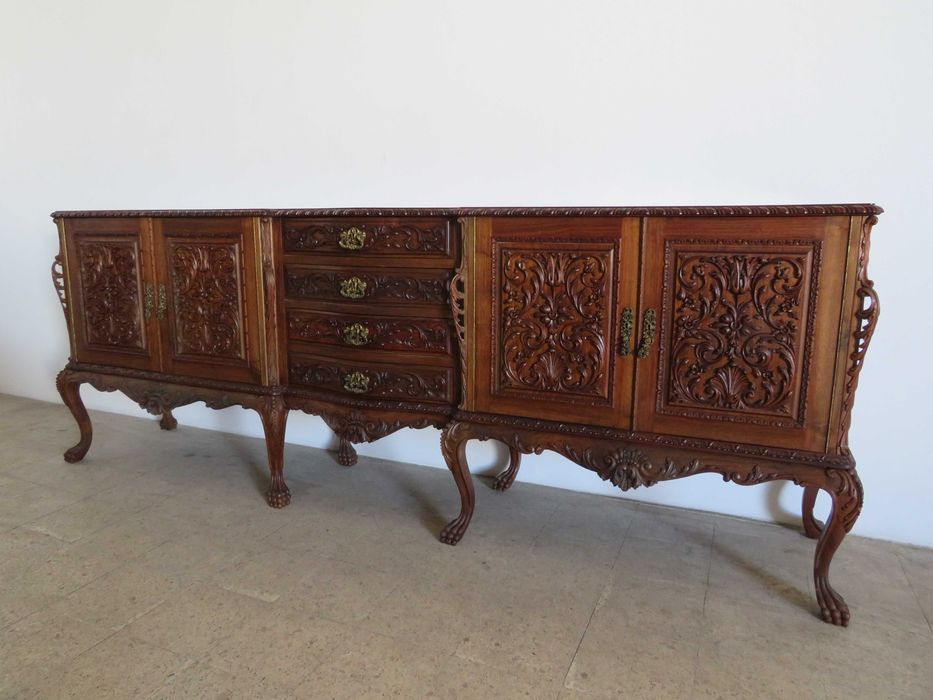 Aparador  e Cadeiras Vintage  Anos 60  Nogueira