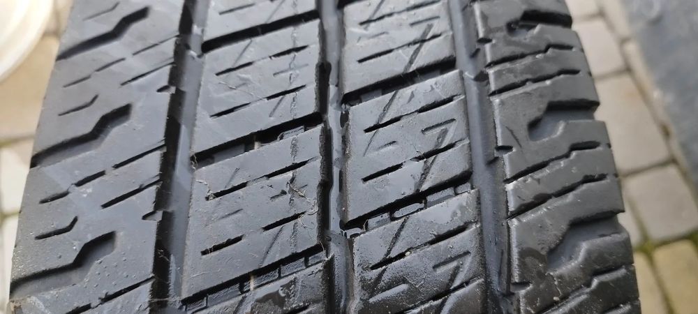 205/65/16 c uniroyal allseason maxx