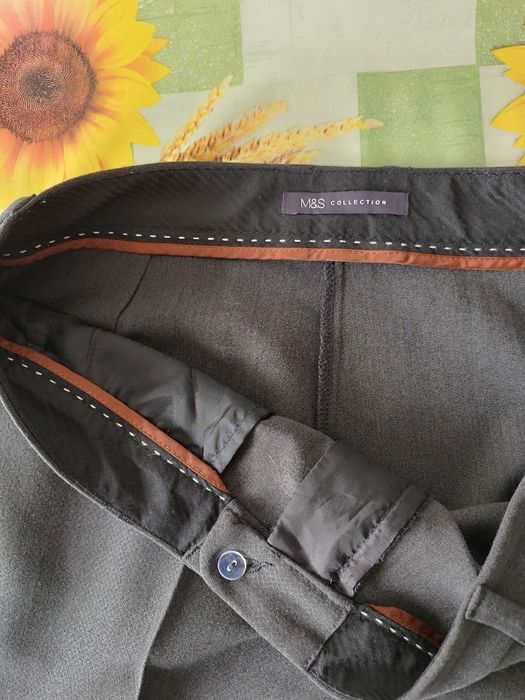 р 12 / 46-48 базові сірі офісні укорочені штани стрейчеві M&S