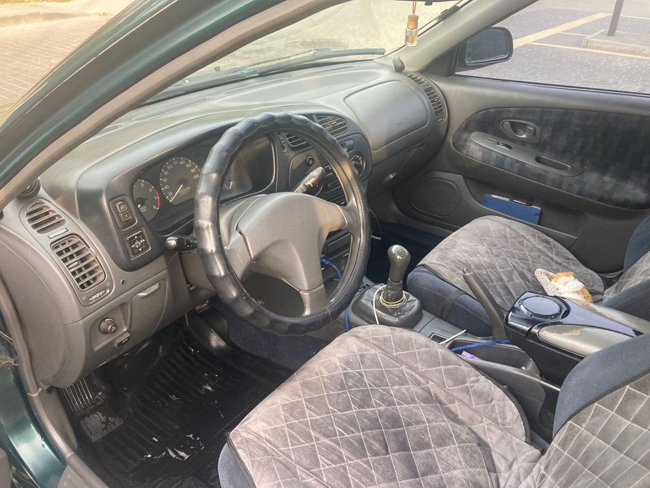 Продам автомобіль Mitsubishi Lanser 6