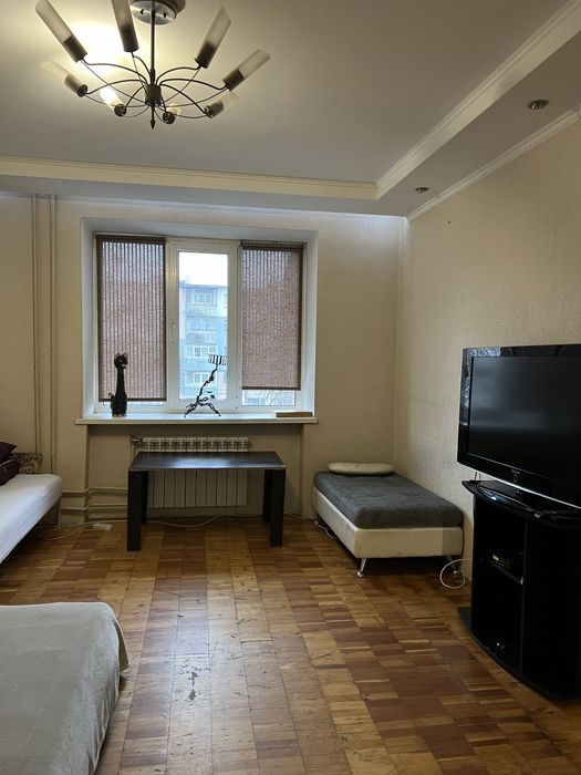 Квартира подобово 2х кімнатна