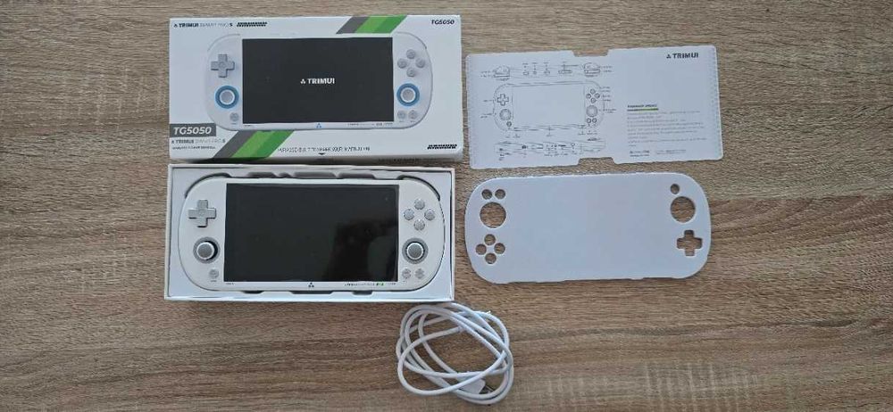 TrimUI Smart Pro S 128GB – Nova – Branca