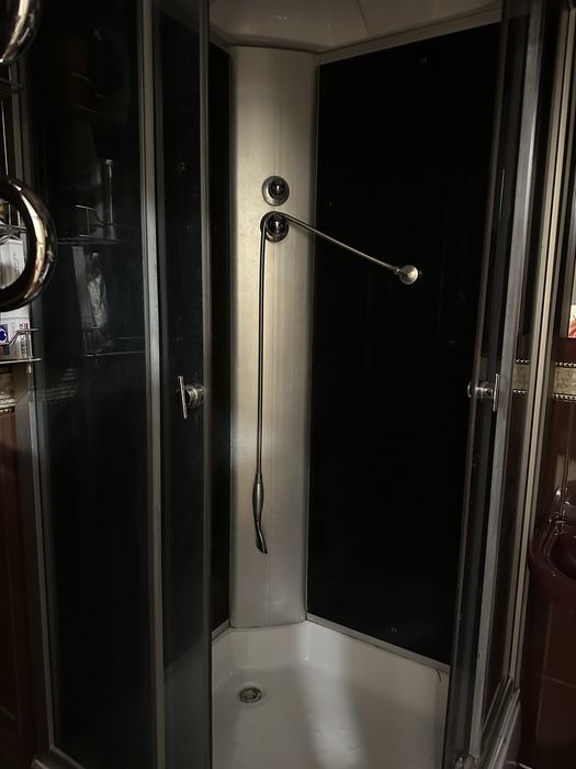 Сдам комнату для девушки (коммуналка включена)от собственника