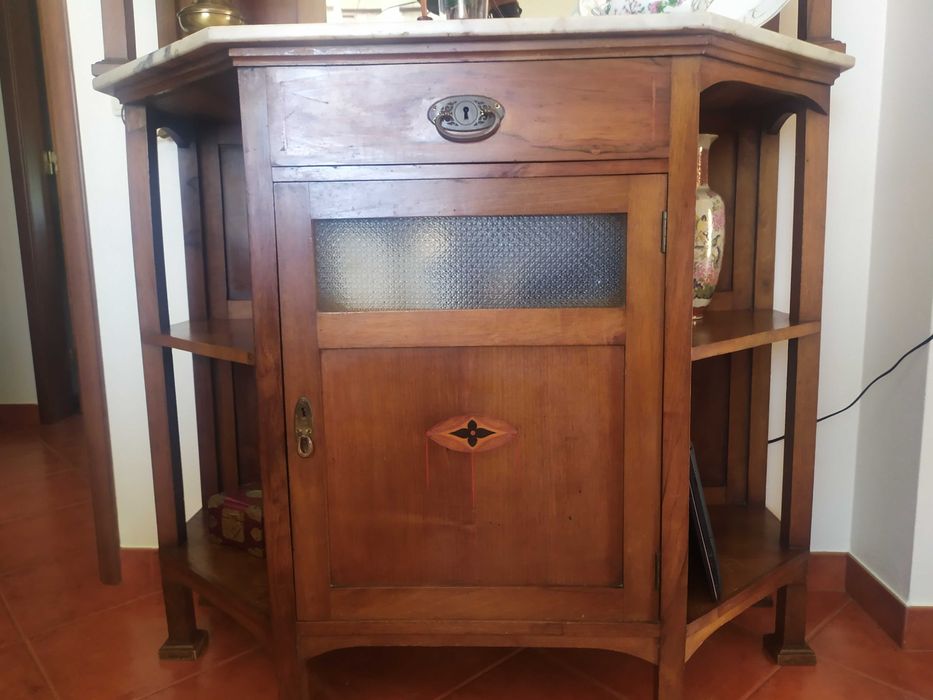 Móvel antigo Início séc. XX