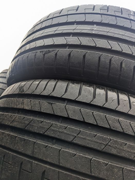235/40R19 Pirelli 22рік: 1 900 грн. - Автошини Рівне на Olx