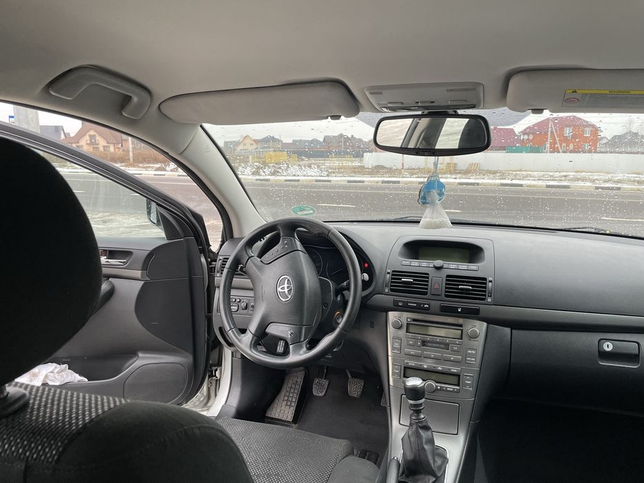 Toyota Avensis 2006рік