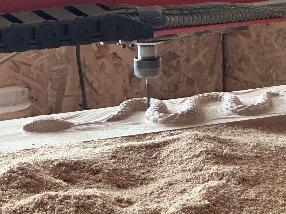 Фрезерування ЧПУ • дерево, пластик, композит • послуги розкрою