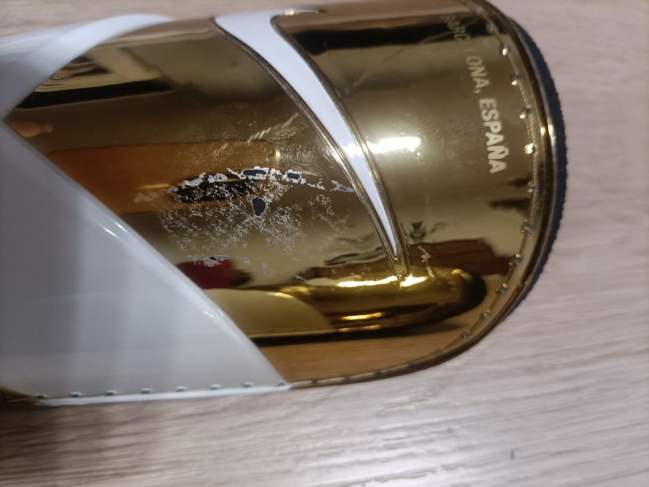 Vendo caneleiras usadas pelo Ronaldinho gaúcho