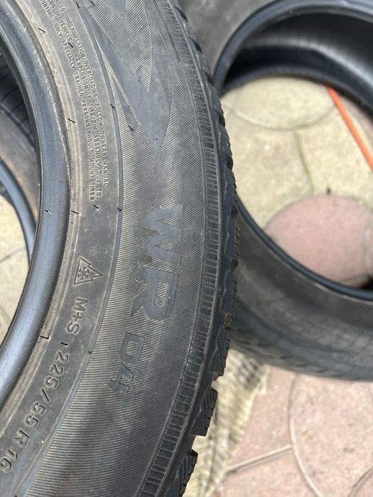 Резина зима 225/55 R 16 Nokian комплект