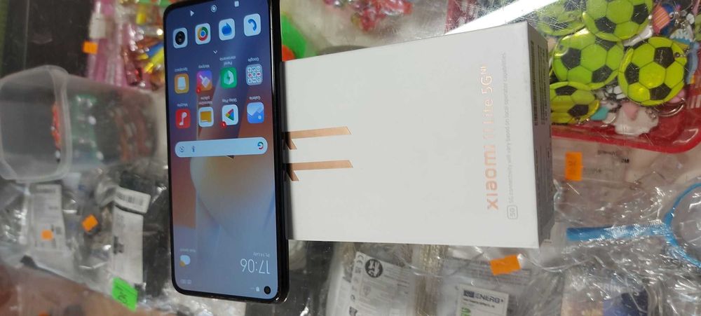 telefon Xiaomi 11 lite 5G 8/128gb