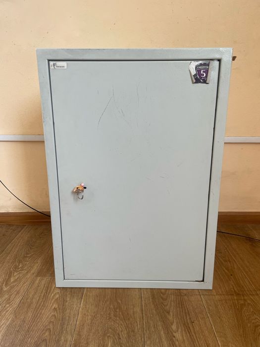 Сейф металевий Ferocon