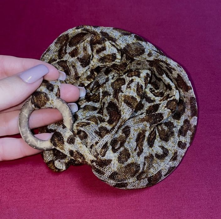 Леопардова повʼязка на голову