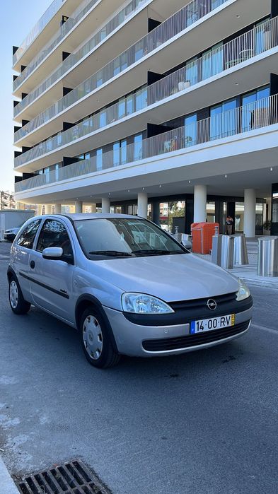 Opel corsa 1.2 confort