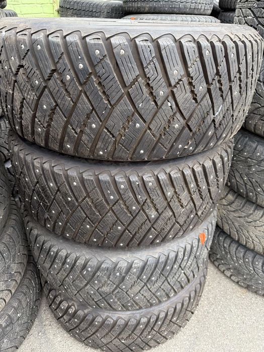 235/50/18 Goodyear ultra Grip ice arctic