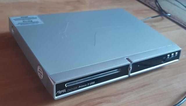 Manta DVD Prince 3 USB brak pilota.