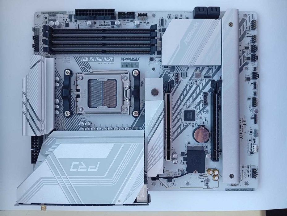 Продам материнську плату ASRock X870 PRO RS WIFI під відновлення.