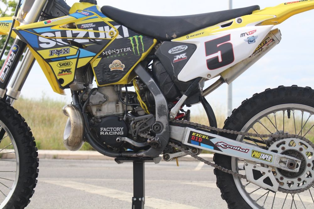 Suzuki RM 250 (2T)